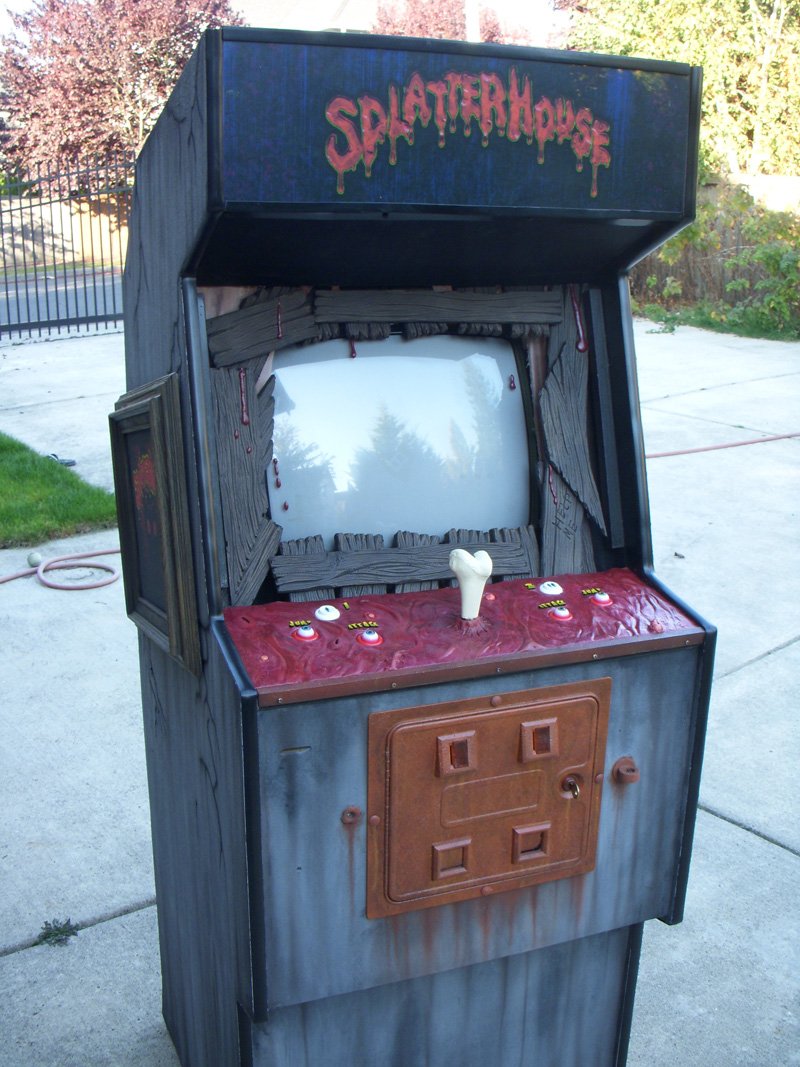 Lord_Arse's tweet image. How cool is this "dead-icated" Splatterhouse arcade machine? 💚💀🔪

#retrogaming #gamersunite