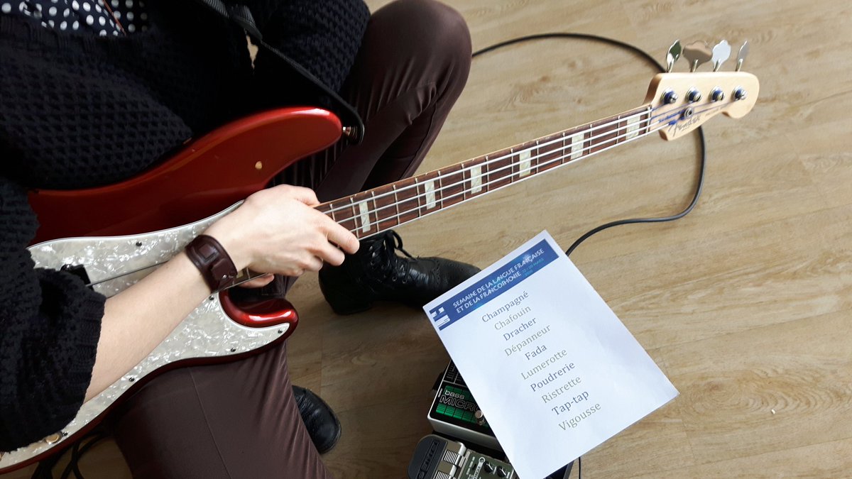 <a href="/CHMelun/">GHSIF Hopital Melun</a> fête la langue française #slff16  <a href="/languesFR/">Ministère-DGLFLF</a>