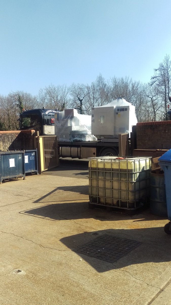 interface_ipel's tweet image. #xyz710