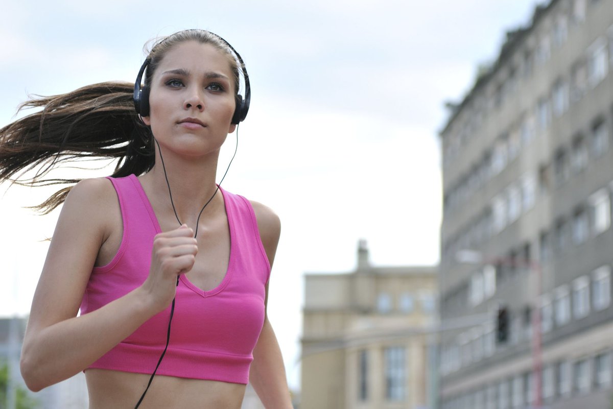 GenerationRun's tweet image. Et si on laissait @BoutElise du #RedCrewLyon nous parler de musique et de running ? 
wp.me/p6XwRQ-9v