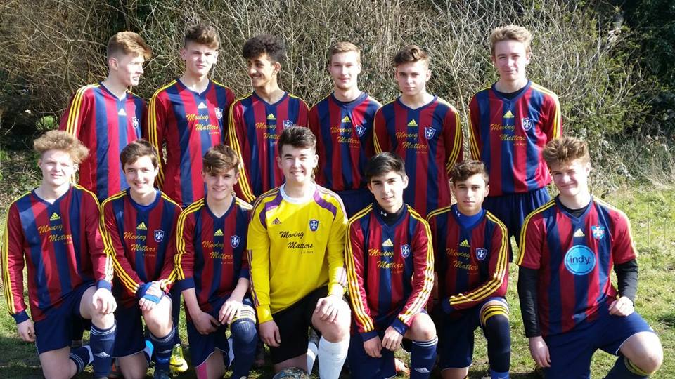 MovingMatters1's tweet photo. Well done to Camberley Boys FC with the win yesterday. Plus they're wearing pretty nice shirts too... #sponsoredbyus https://t.co/EoRL0krpV8