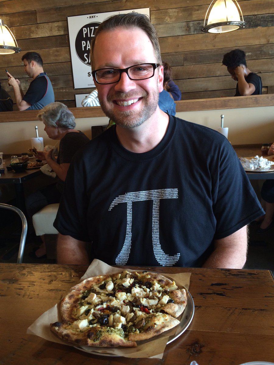 sethgang's tweet photo. @thinkgeek @YourPieHilltop #PiDayPride #YourPieDay #PiDaysMyBirthday #BirthdayPie https://t.co/qHIshs9hIb