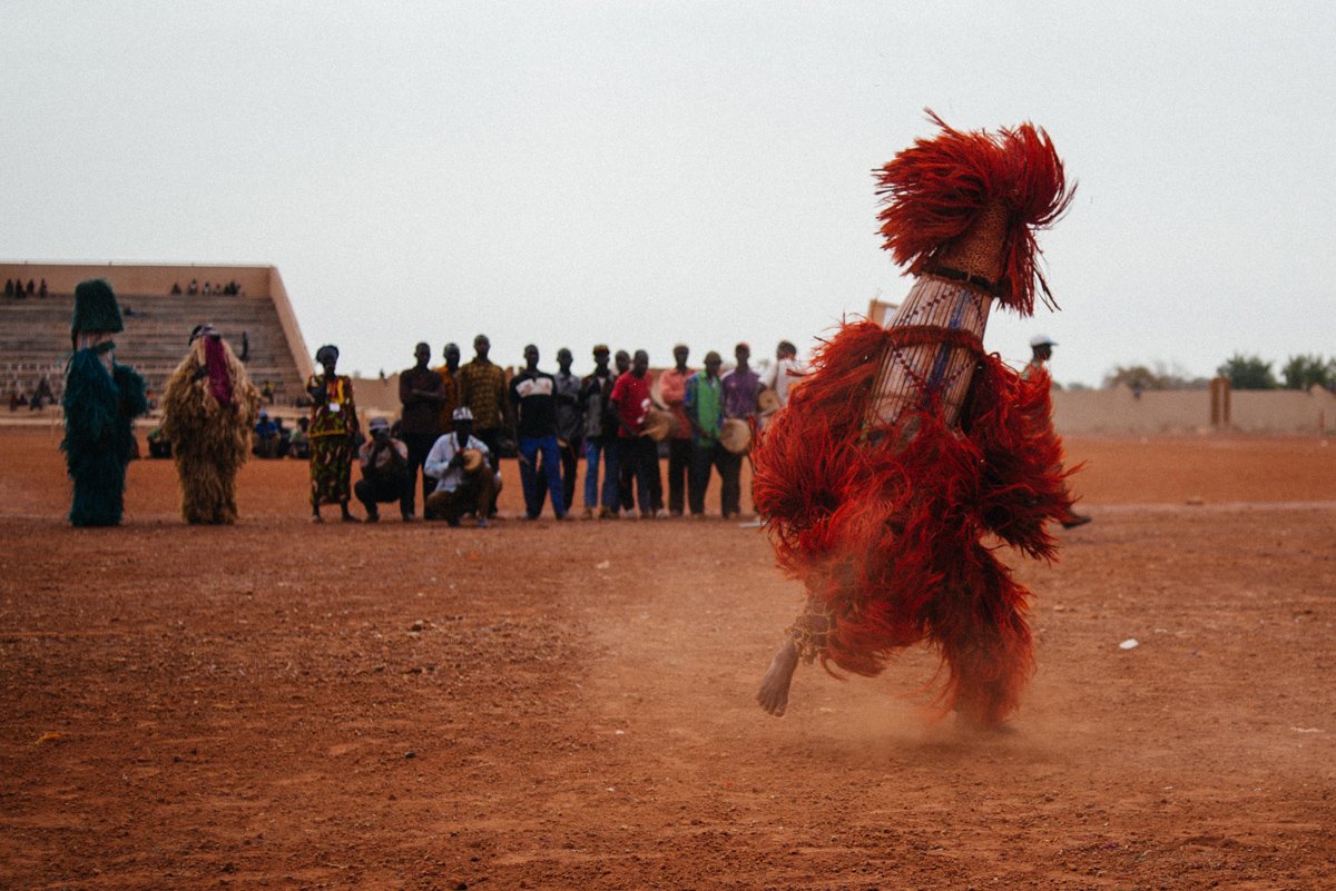 AJEnglish's tweet image. In Pictures: Highlights from Burkina Faso’s festival of African masks.
More here: aje.io/lvml