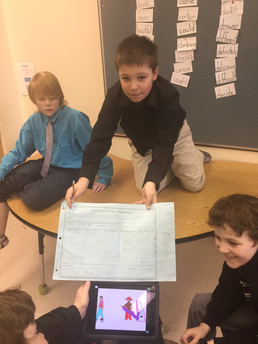 vicmo7's tweet image. Davidson School Grade 1-12 coding project. The new literacy @SunWestSD207   @ArleneLow #uptocode