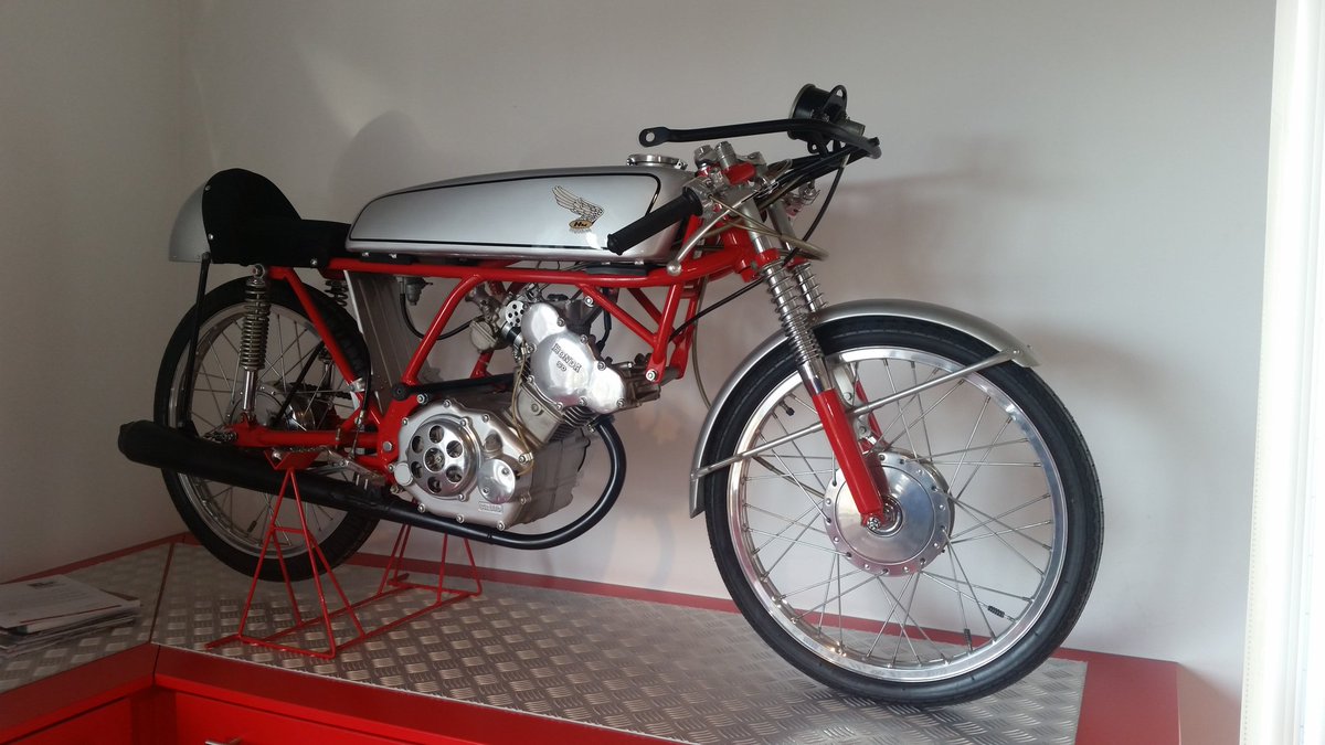 rtrsports's tweet photo. #CMSNL #Honda #beautifulcollection https://t.co/rDuKKvak6P