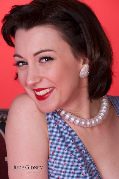 JudeModels's tweet image. The lovely @HeyLittleLaura during a studio shoot at the Mill. #judemodels #vintage