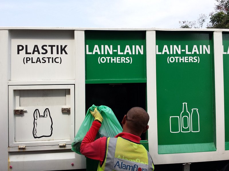 Malaysian Insider tweet media