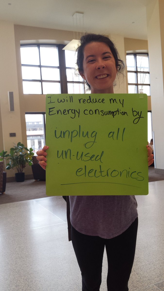 Ruthie took a pledge to reduce her energy consumption and earned one point in the Scavenger hunt! #ccn2016 #ecoordie