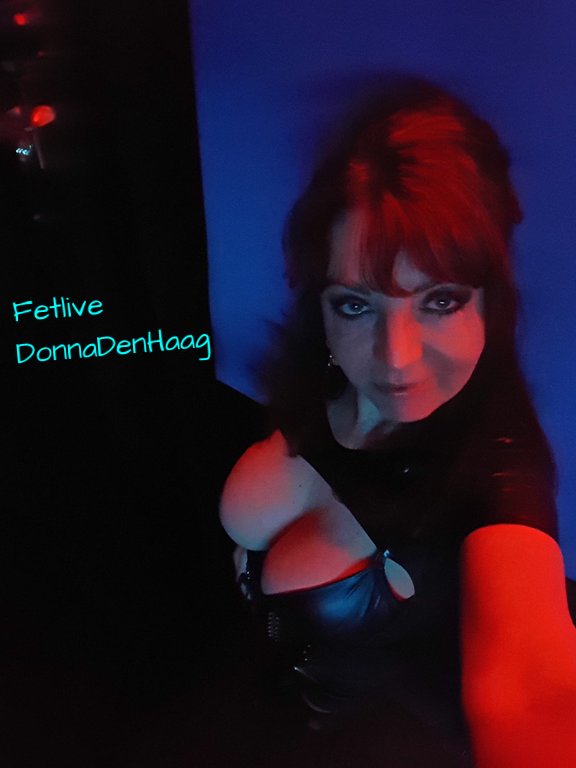 slaafvoor's tweet photo. volg de #Meesteres ook op #Fetlive
@MeesteresDonna @RTpig https://t.co/WCgMk1f6O7