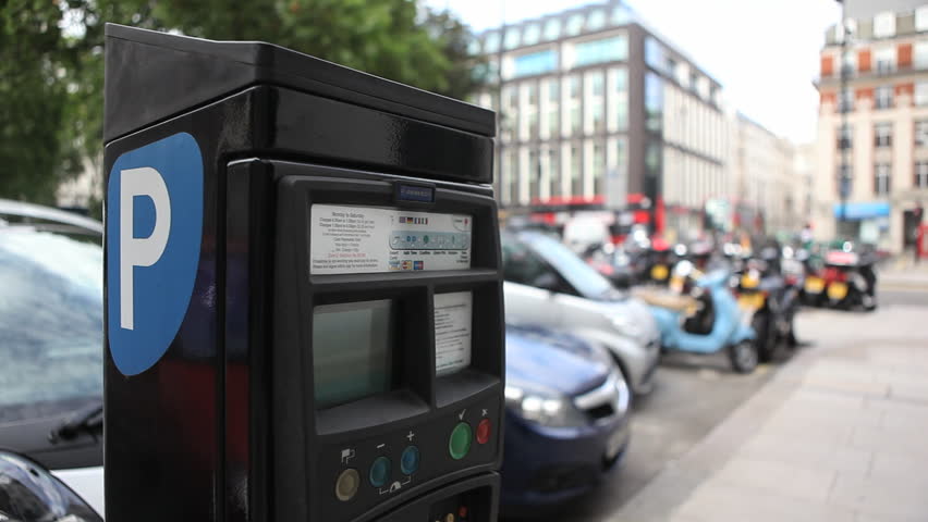 planstrategic's tweet photo. We asked Londoners if they’d give up their cars if they could park for free across London – report to come! #PlanFrm https://t.co/0AlQcNLNN8