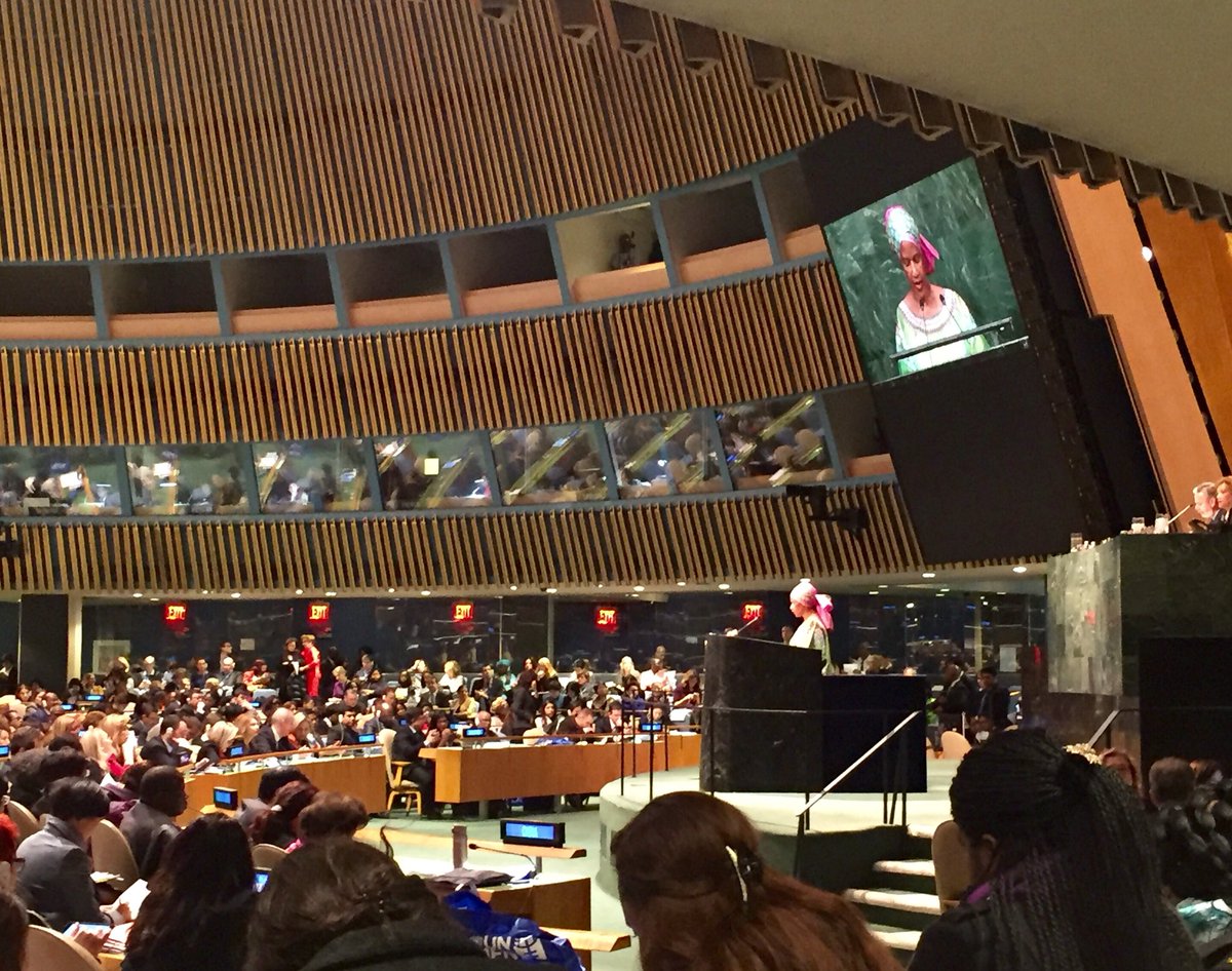 GlobalGoalsUN's tweet image. Ban Ki-moon &amp;amp; @phumzileunwomen kick off #CSW60 in NY. Lots of love for Goal 5! #GlobalGoals bit.ly/1EsFUDg