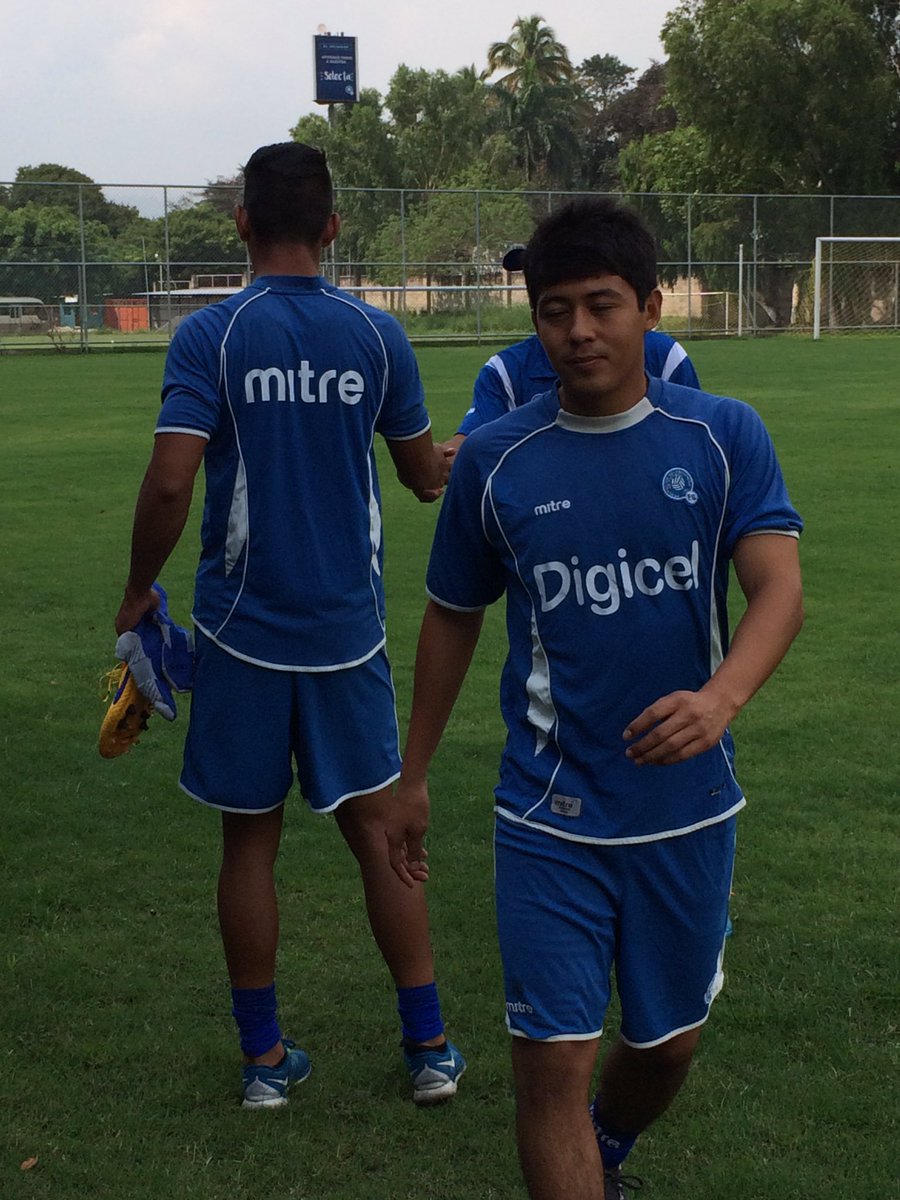 Rusia 2018: La seleccion se prerapara para el juego contra Honduras en San Salvador. CdhQSf9UYAAyva2