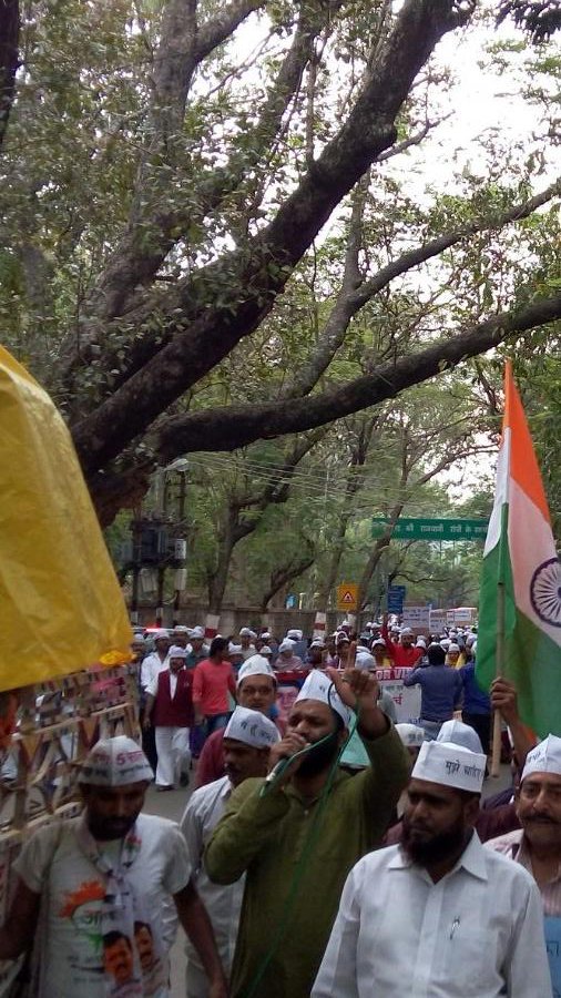 AAP4Ranchi's tweet photo. विधायक @Sanjeev_aap के अगुआई में शांति मार्च रखा गया।
और ये संकल्प लिया गया कि विनय को इंसाफ दिला कर रहेंगे https://t.co/STLsYtE2xH