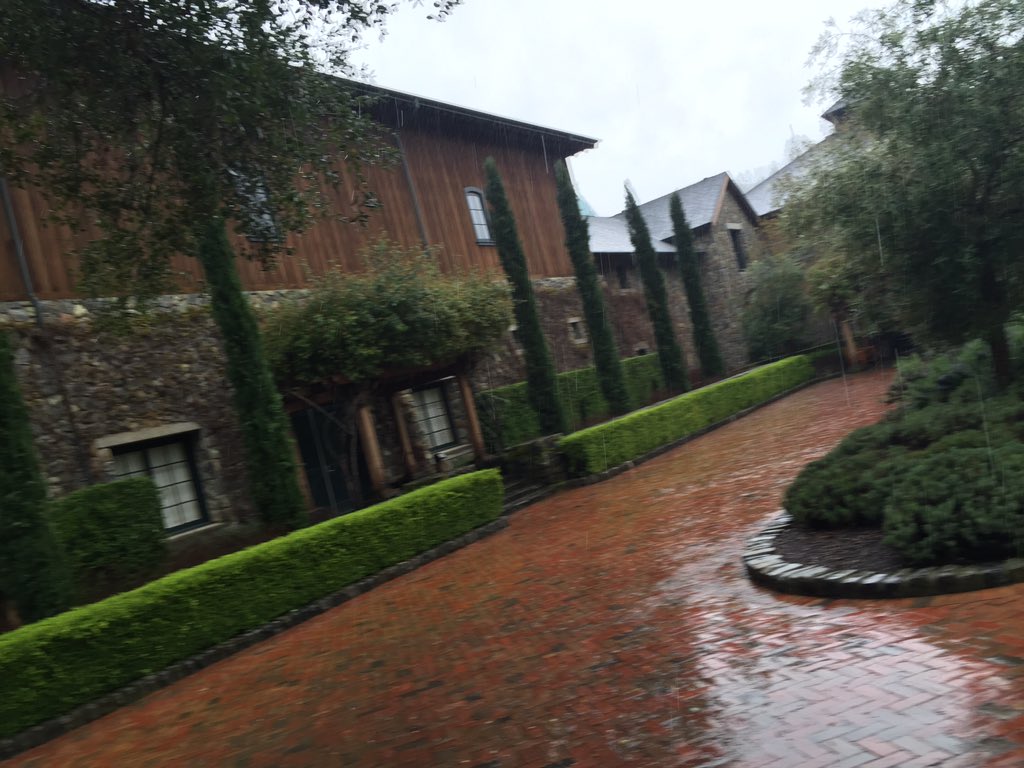 SKYWALKER Ranch is amazing, find out why I'm here <a href="/AmbidioCo/">Ambidio</a> <a href="/HorizonsHK/">Horizons Ventures</a> coming up <a href="/BloombergWest/">Bloomberg Fashion</a> <a href="/BloombergTV/">Bloomberg TV</a> Asia!