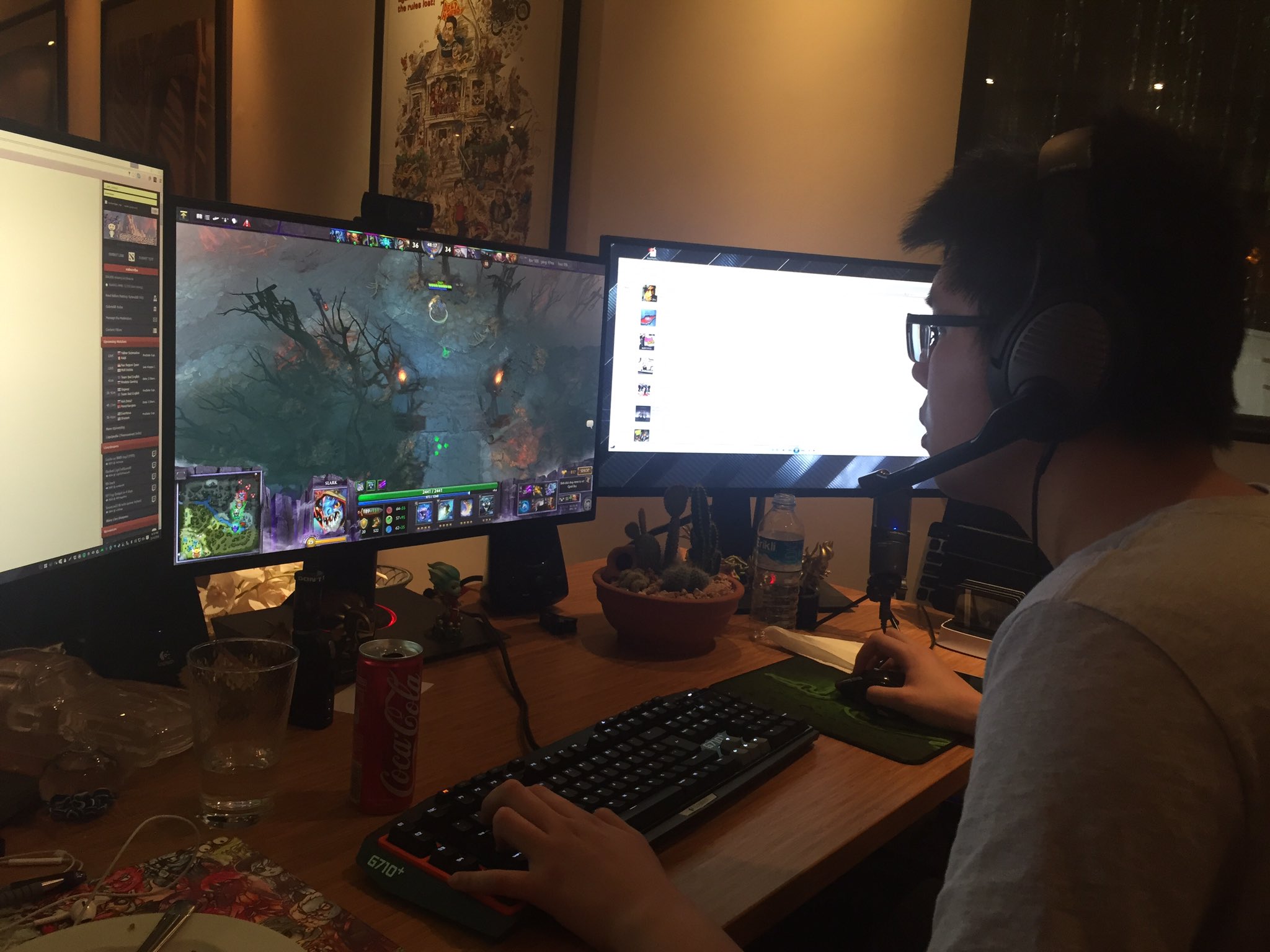 CdhXuyCUIAI0s4O.jpg:large