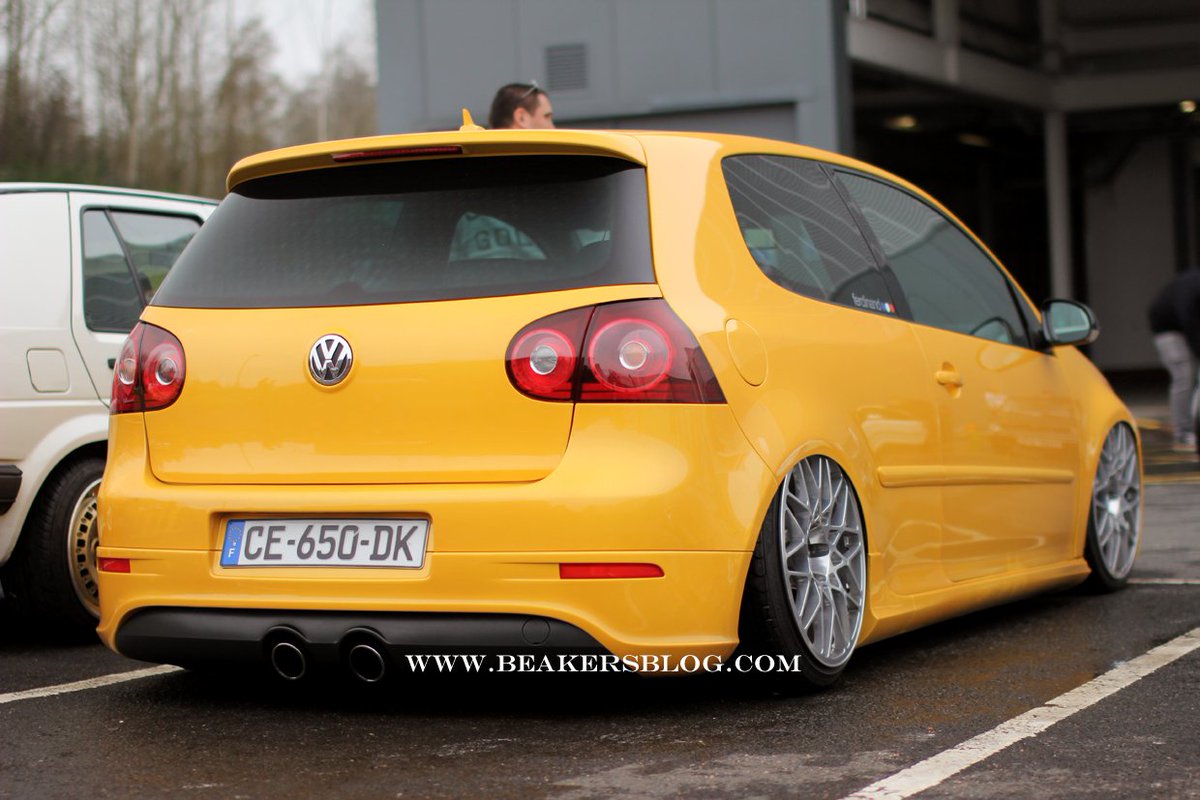 beakersblog's tweet photo. #vw #mk5 #golf #yellowspeed #volkswagen #ud26 #ultimatedubs2016 #beakersblog https://t.co/fqU868V6BW