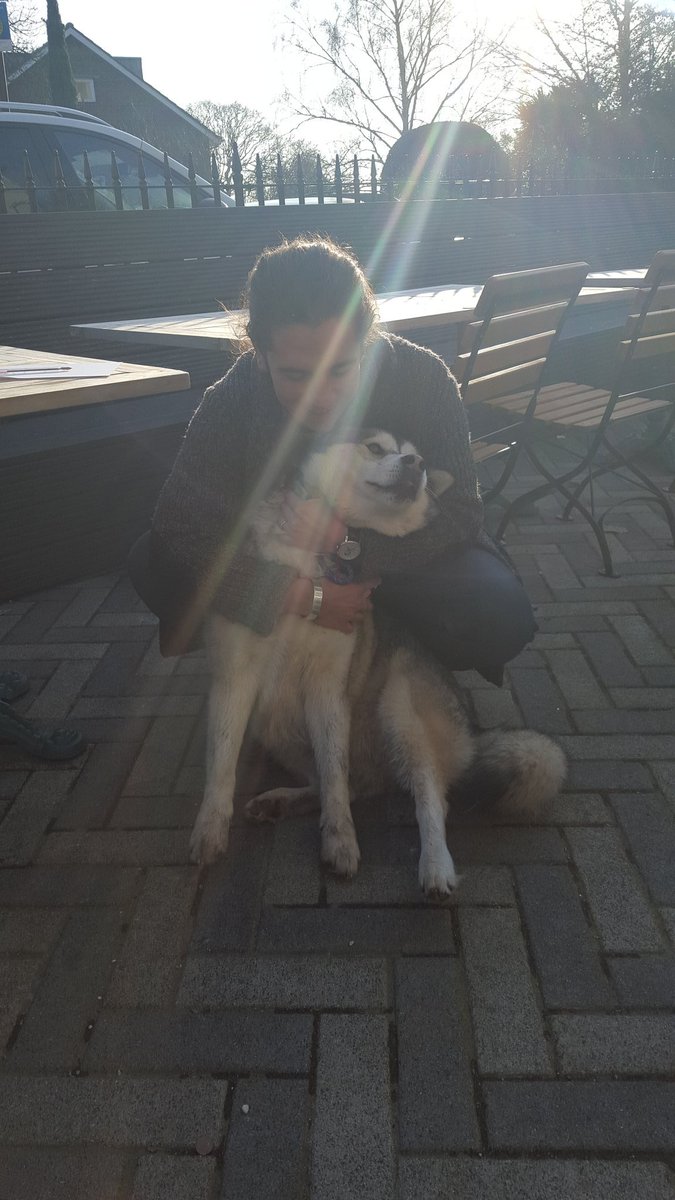 A happy reunion! @FINCHITTIDA