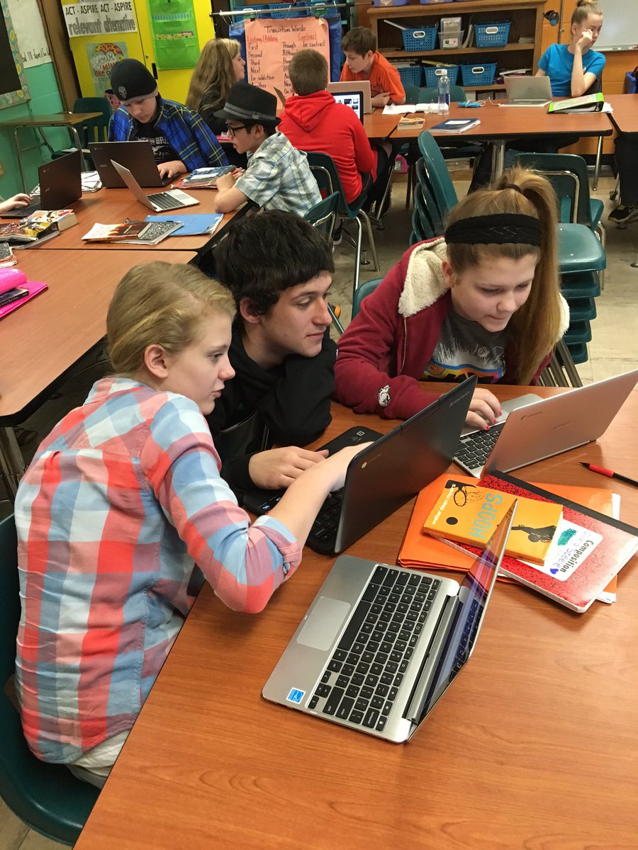 InnovatorsBTMS's tweet photo. Mrs. Evans' literacy classes choosing topics for research! https://t.co/4tI2cLqMNf