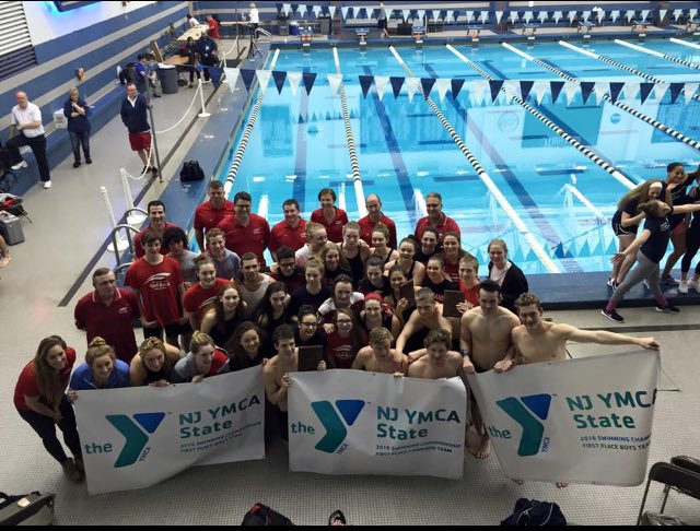 taylor_marjamaa's tweet photo. So very proud of all my teammates this weekend❤️🚀🏊🏽❤️❤️😛 #lttb #rbyordie #rollbank #1 https://t.co/PtyMKpXad5