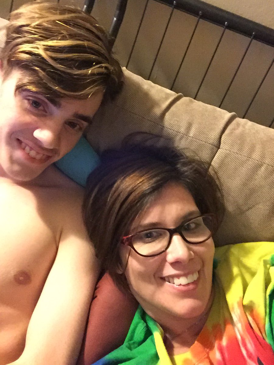ToadaleCoolJoie's tweet photo. 2nd best decision I ever made. 1st was to embrace Jesus as my Lord & savior! I love you both so very much #4alltime https://t.co/LJ5aBaGApv