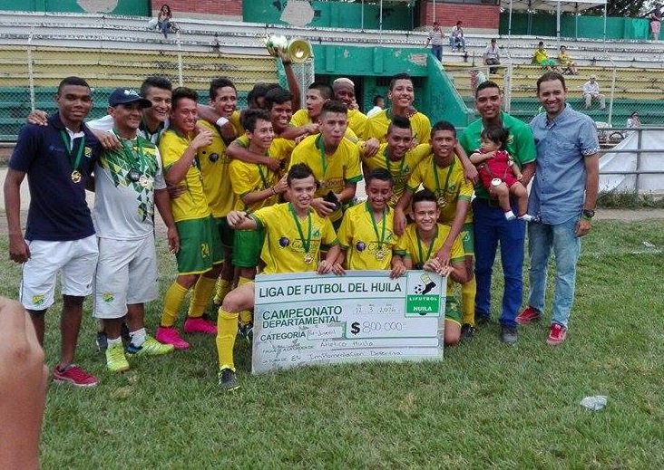 AtleticoHuilaof's tweet photo. @AtleticoHuilaof Sub. 15, campeón departamental https://t.co/BqzsFAkUQQ https://t.co/nkwEH2vIp5