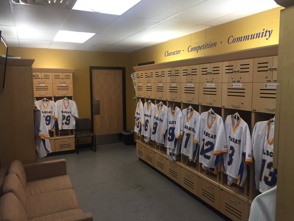We get the locker room. Let's go boys!
