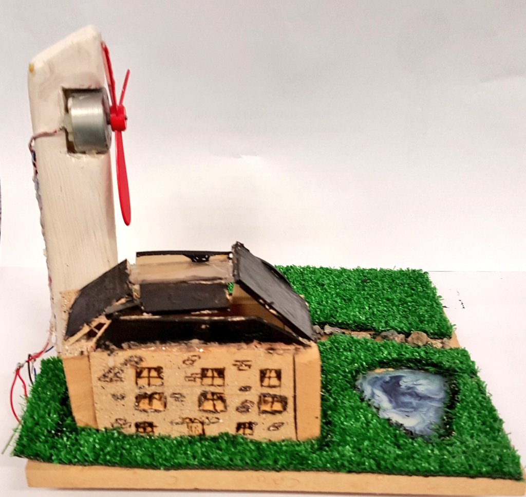 MrClaffey's tweet photo. 4 Top projects finished today
Demonstrating Wind Energy > electrical -> light
#coislife #energy #energyconversion https://t.co/OSI22Ec64K