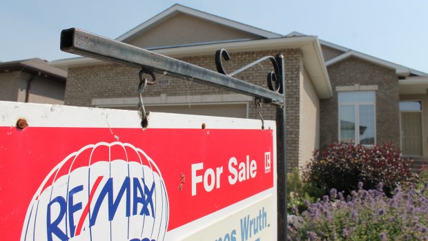 ctvregina's tweet photo. Sask. Party would help young adults with down payment on first home: Wall https://t.co/ex78ugM1Dc #skpoli #skvotes https://t.co/vzSG0v2OEe