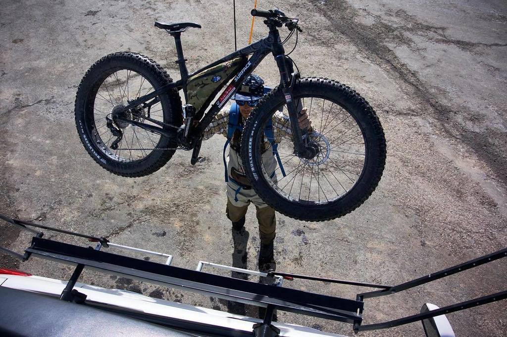 TuttoMTB's tweet photo. fatbiking / We're off. ✌🏻️ . .
#fatbike #flyfishing #findyourwater #CommutingRivers #fatbiking #fishing #mountainb… https://t.co/GUz5gbgSWY