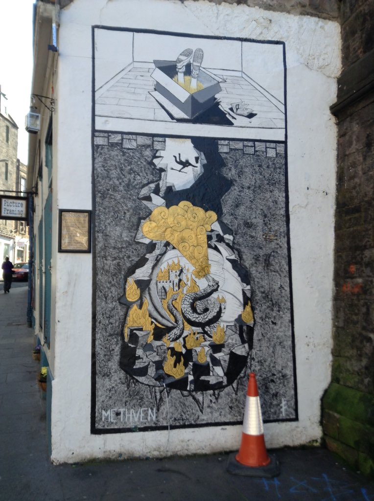 SeanArnot1's tweet photo. Aye it's a bonnie toon &amp; some #streetart https://t.co/X6xRRRSU59