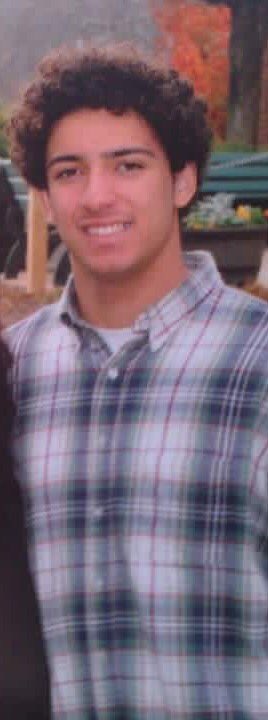 TurtleBouncers's tweet photo. Happy 22nd Girthday young Ky, from all of us here at the Greene Turtle. https://t.co/vccd7qezV8