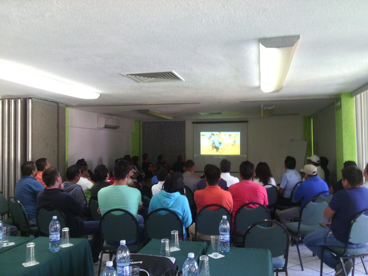 ahemorelos's tweet photo. #CursoGuardavidas en @HotelJacarandas @PC_Morelos @ST_Morelos @amhm_oficial https://t.co/m1yLcsraau