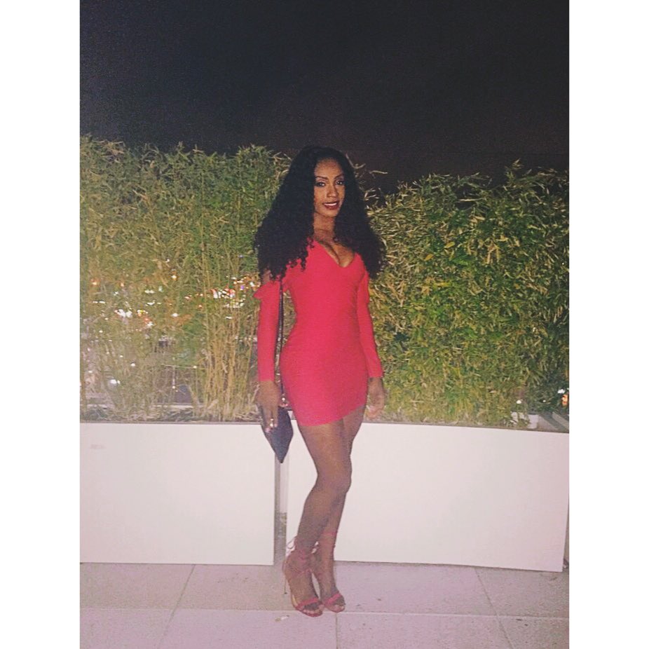 Sarah1Marie's tweet photo. Less than 24hrs in #LA and I'm #LovingIt pic @WHollywoodHotel https://t.co/6U8wuOYlUH