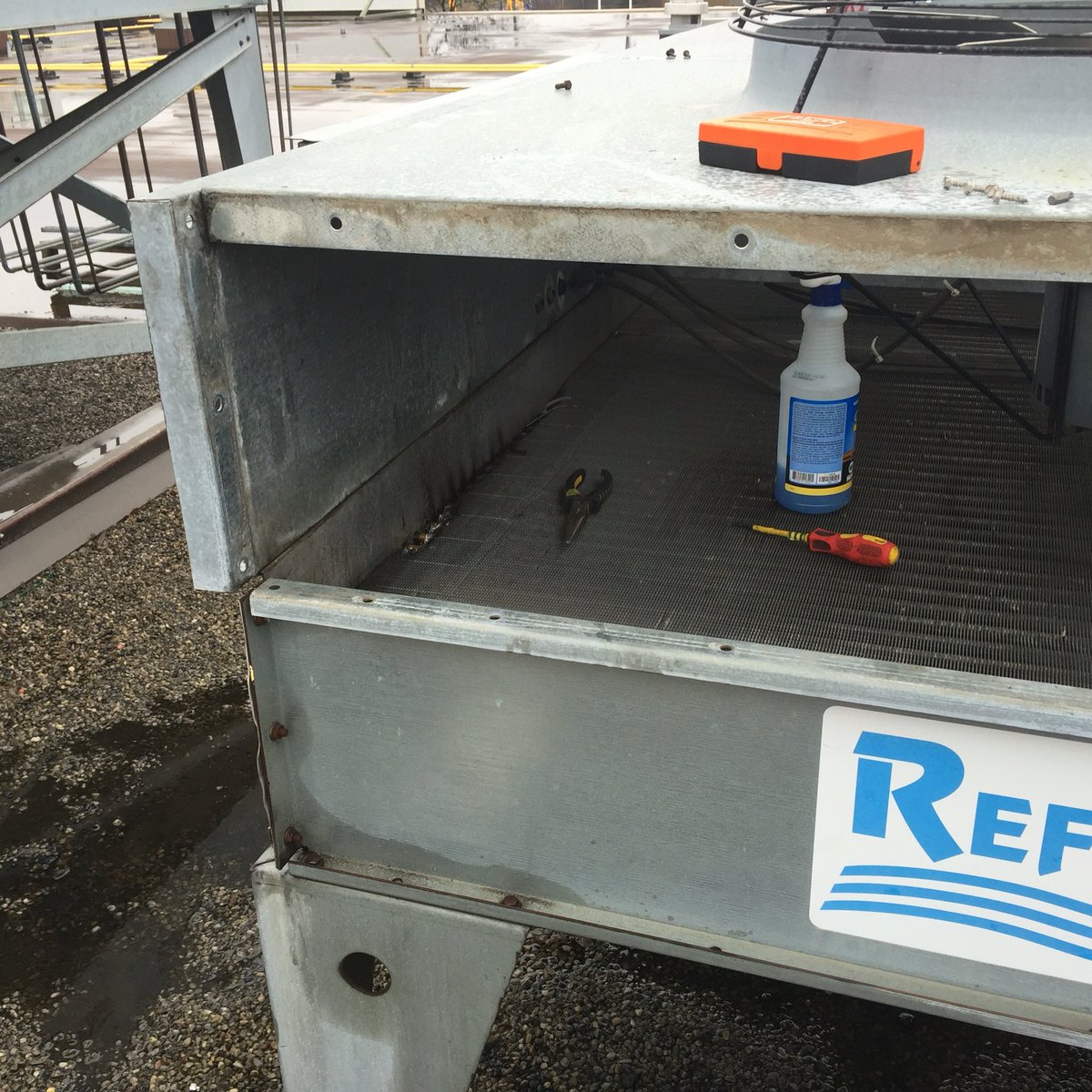 There's a leak in here somewhere. #bastard #refrigeration