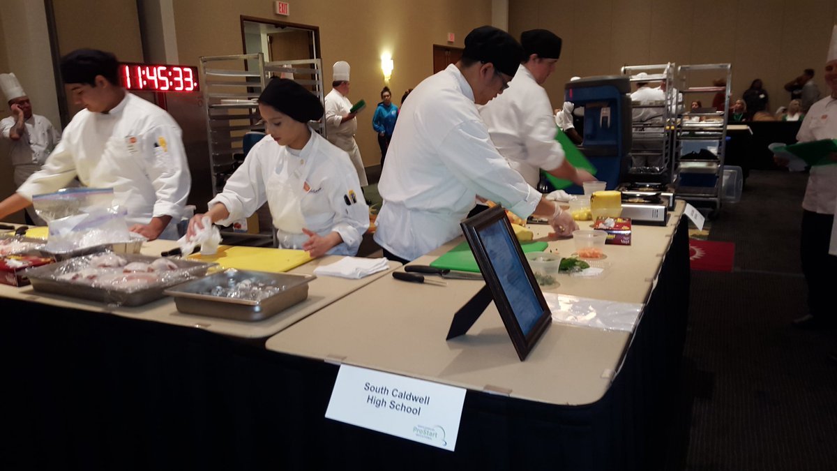 NCFCSEd's tweet photo. S. Caldwell HS #CulinaryArts plates from #nc @ProStart #ncpi2016 @CaldwellVoice #CTE #FACSed @NCRLA https://t.co/GP1mR1pqdH