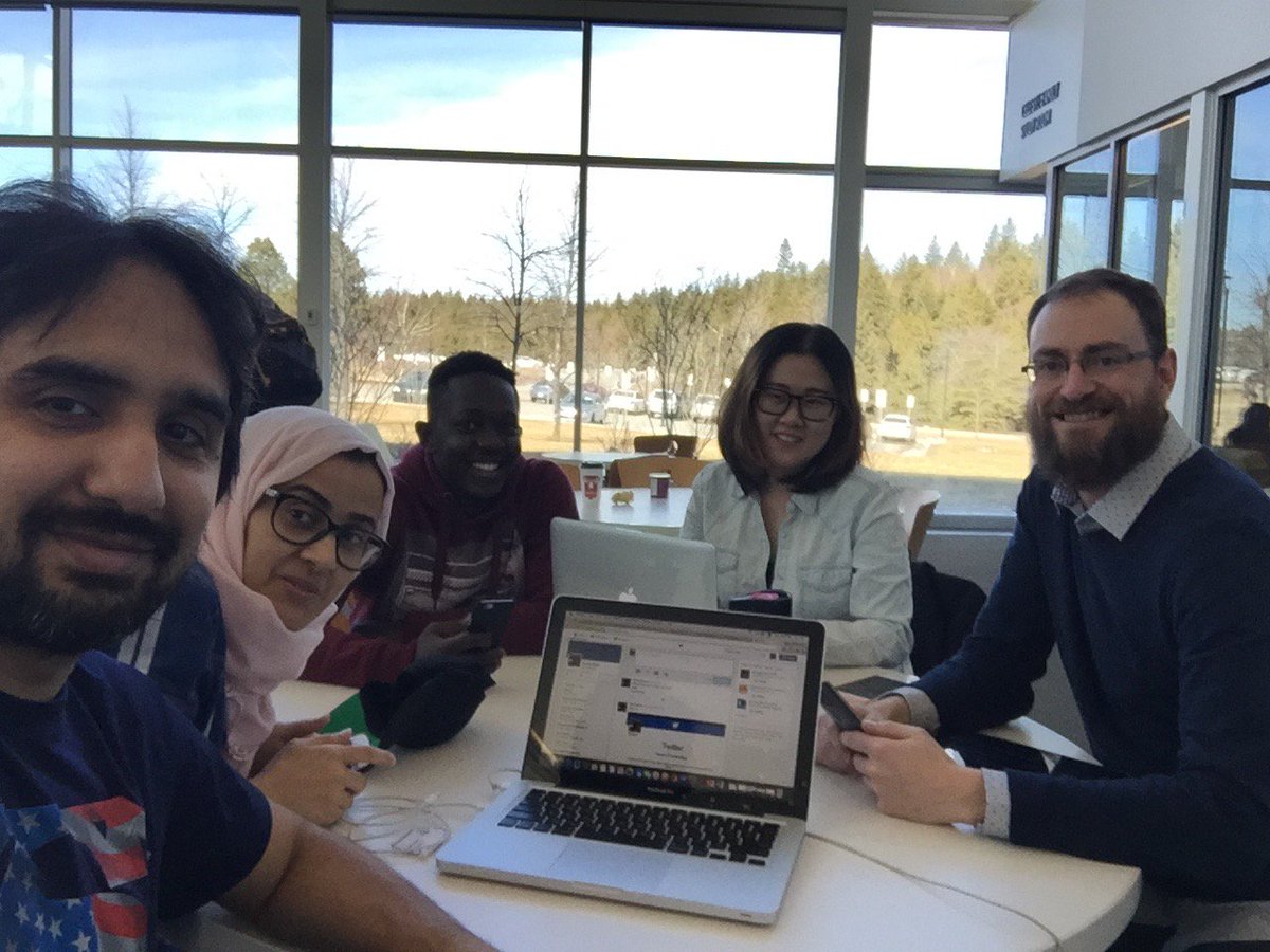 e_com2016's tweet photo. group selfie meeting complete 
#twitterflies
#selfie https://t.co/08MS4CQxWQ