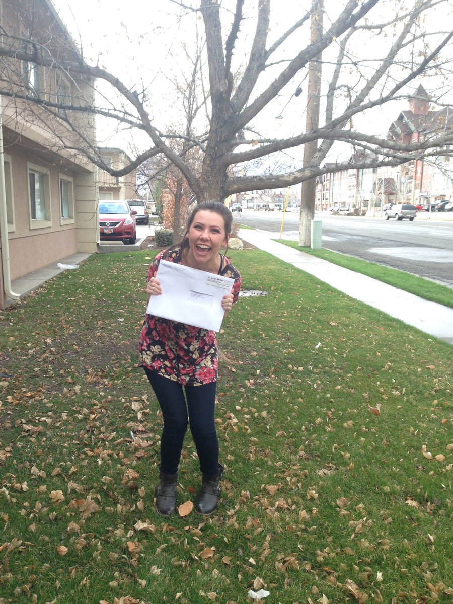 AlyssaWillardso's tweet image. Tonight at 8. Message me for directions to my new house in Lehi!! 🙈🎉