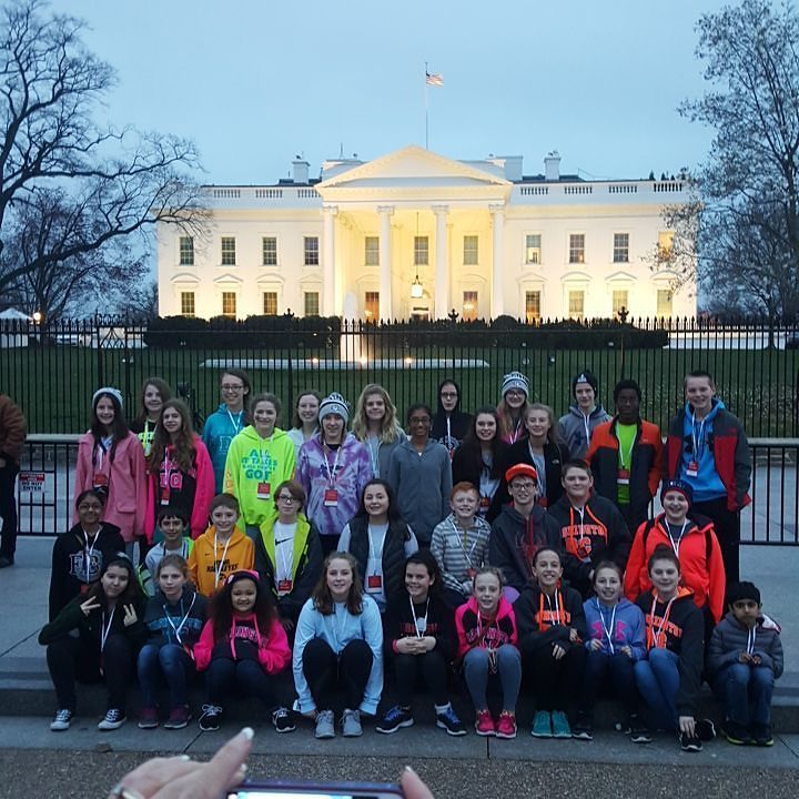 InstaWhiteHouse's tweet photo. #grayhounds #Pinkachus #waukeedc16 #InstaWhiteHouse https://t.co/LXAsGh0gma https://t.co/S3r2OG376R
