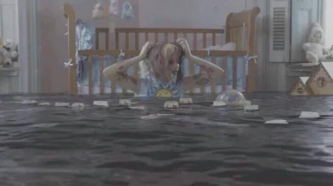 flacartt's tweet image. Quando os ídolos vem pro Brasil e eu não tenho dinheiro  #CryBabyMusicVideo