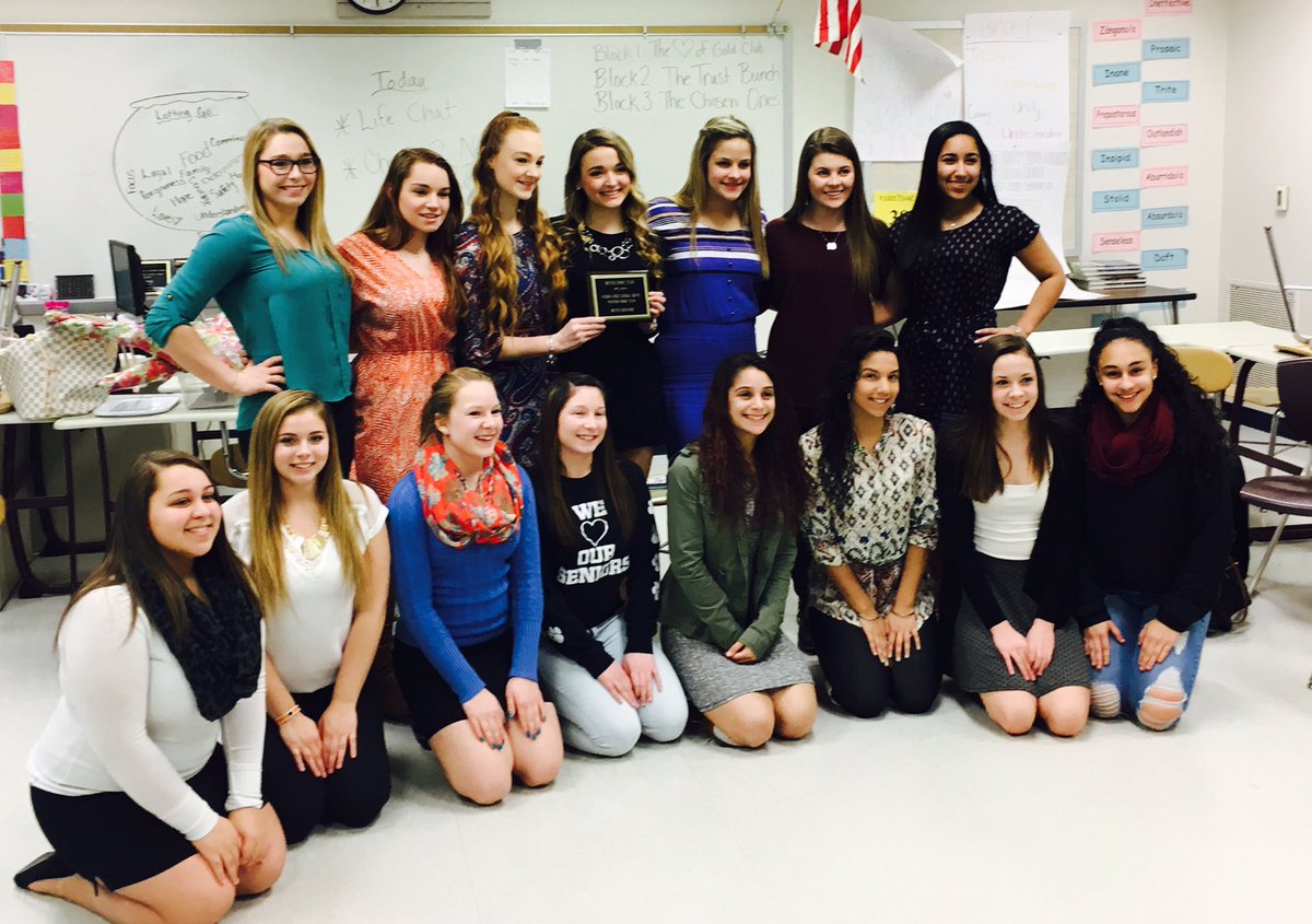 CheerNhss's tweet photo. So excited to receive the 2015-2016 Winter #PantherPlaque Award!  🐾 thank you @nashuaathletics @SouthALC https://t.co/M38m5wtJdk