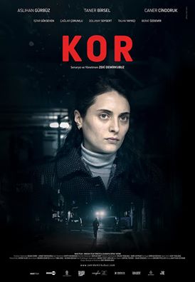 Zeki Demirkubuz'un yeni filmi Kor, 22 Nisan'da gösterime girecek. Filmin ilk afişi