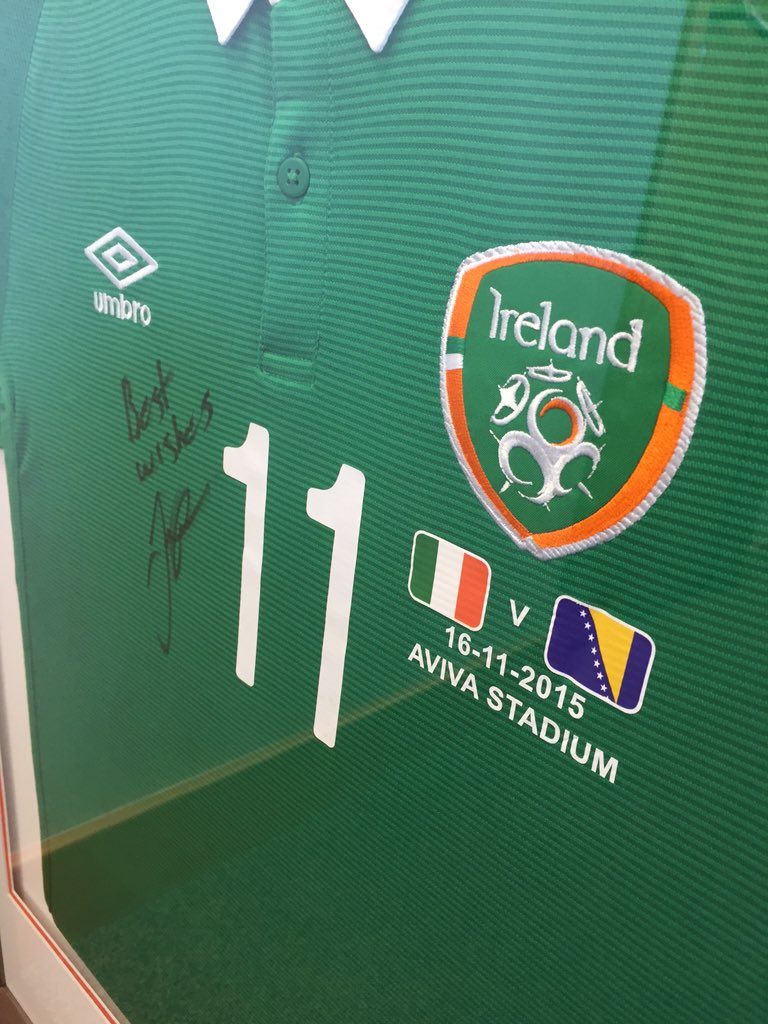 Feeno77's tweet photo. @cm_macca thanks cal. Much appreciated. See you at Wembley. COYB https://t.co/am0ntrB31s