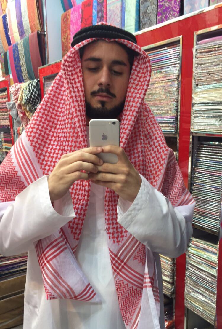 BDAdrian4's tweet image. #SpringBreak2015 was dope af #DubaiBoyz 🇦🇪🌴🌊🌤🐪👳🏼