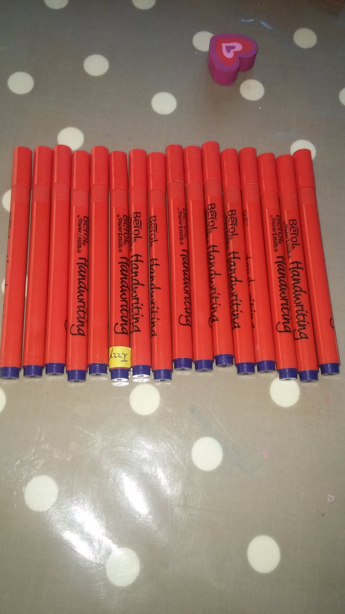 Clare_Ferguson's tweet photo. @mrswadeSME Isabelle seems to have acquired quite a few handwriting pens over the last few weeks. https://t.co/28upcYfgGo