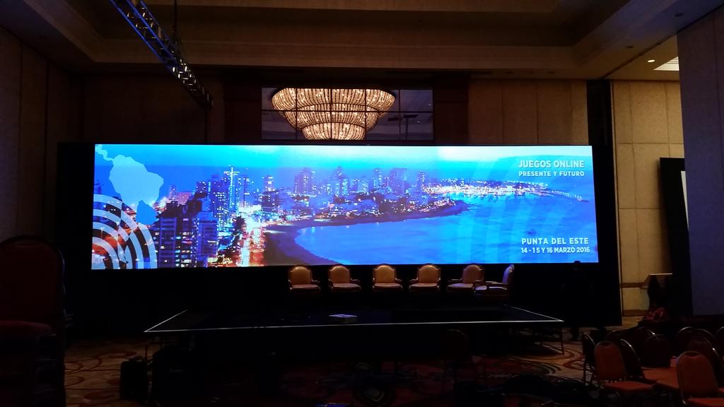 CibelaeE's tweet photo. Los esperamos.en el salón Punta del Este del Centro de Convenciones de Conrrad https://t.co/xoAvRo97Z6