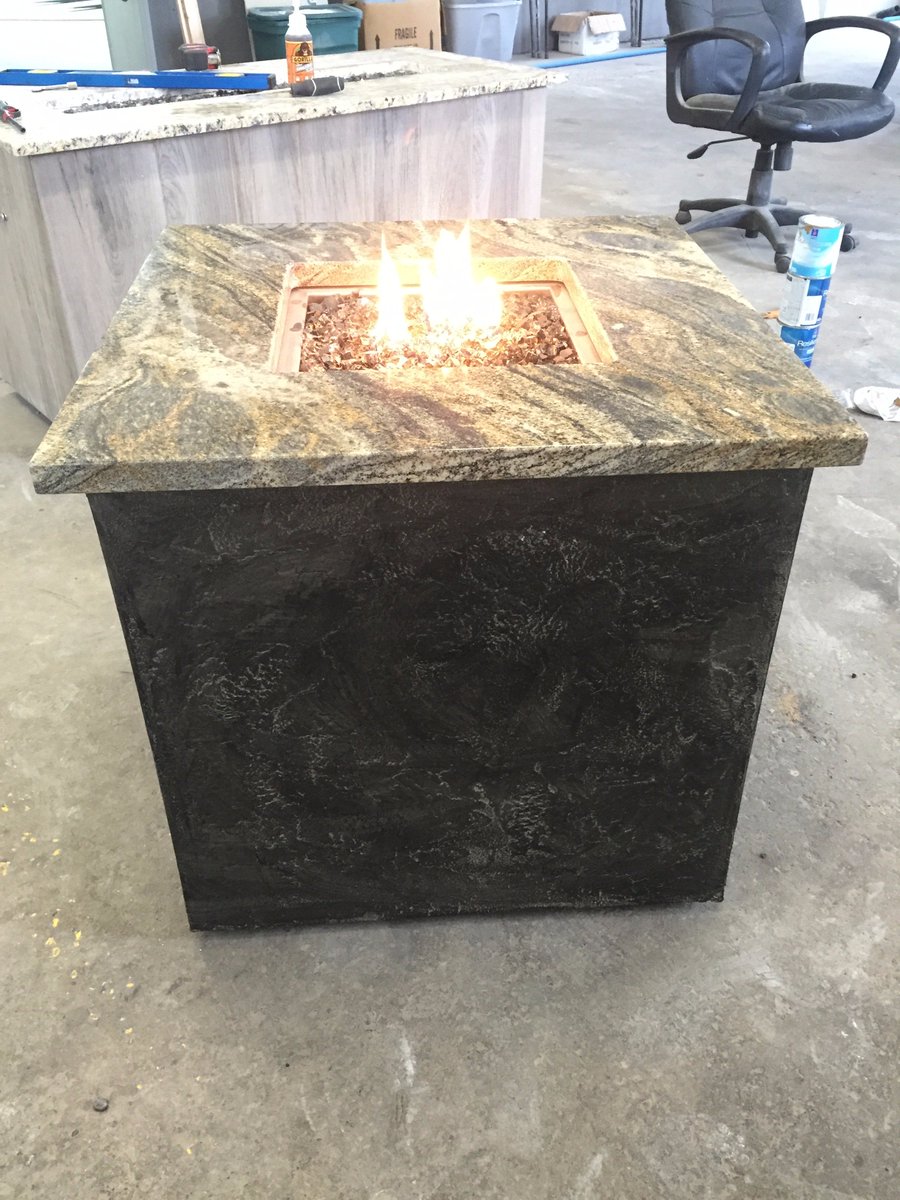 ikewelding's tweet photo. This is ike welding and fabrication smallest fire pit.#outdoorliving #linearfirepit #fire https://t.co/aMkdHbLrYO