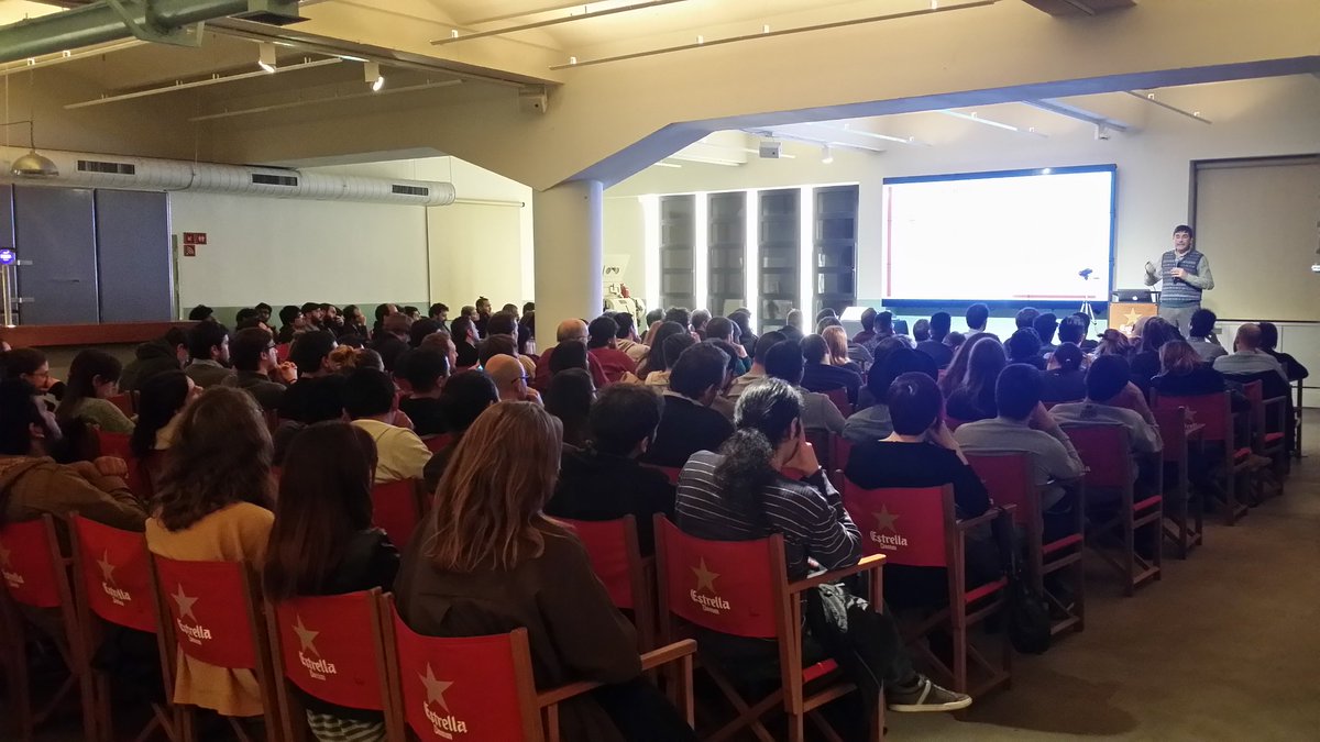 himajina's tweet photo. Éxito total de #BLEandMusic de @bcnentrepreneur #MuyFan https://t.co/3pzJ5rsz9T