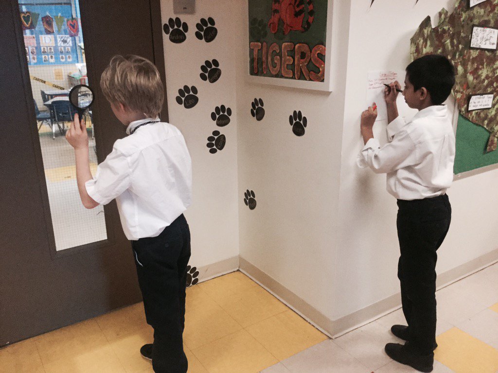 BISCLPYear5's tweet image. This afternoon, we are the energy police! #energywasting #environmentalexperts #proudplatypuses