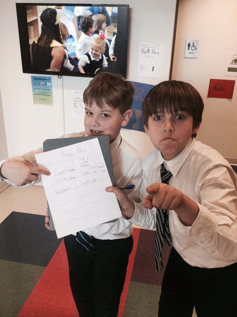 BISCLPYear5's tweet image. Are you wasting energy?! #energypolice #environmentalexperts #turnoffthelights