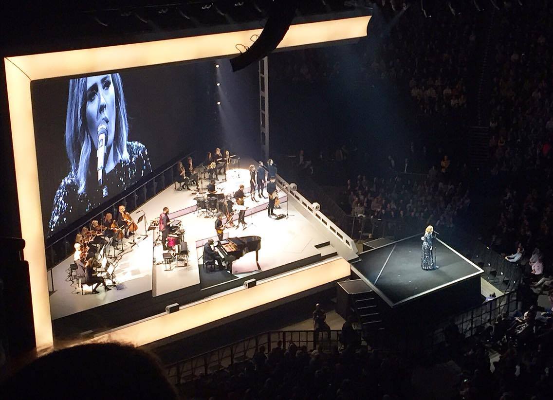 SalfordNow's tweet photo. REVIEW: @mclane_lucy reviews @Adele @McrArena https://t.co/U47tB2Ngif #AdeleManchester #AdeleLive2016 https://t.co/uJP2U1C6fM